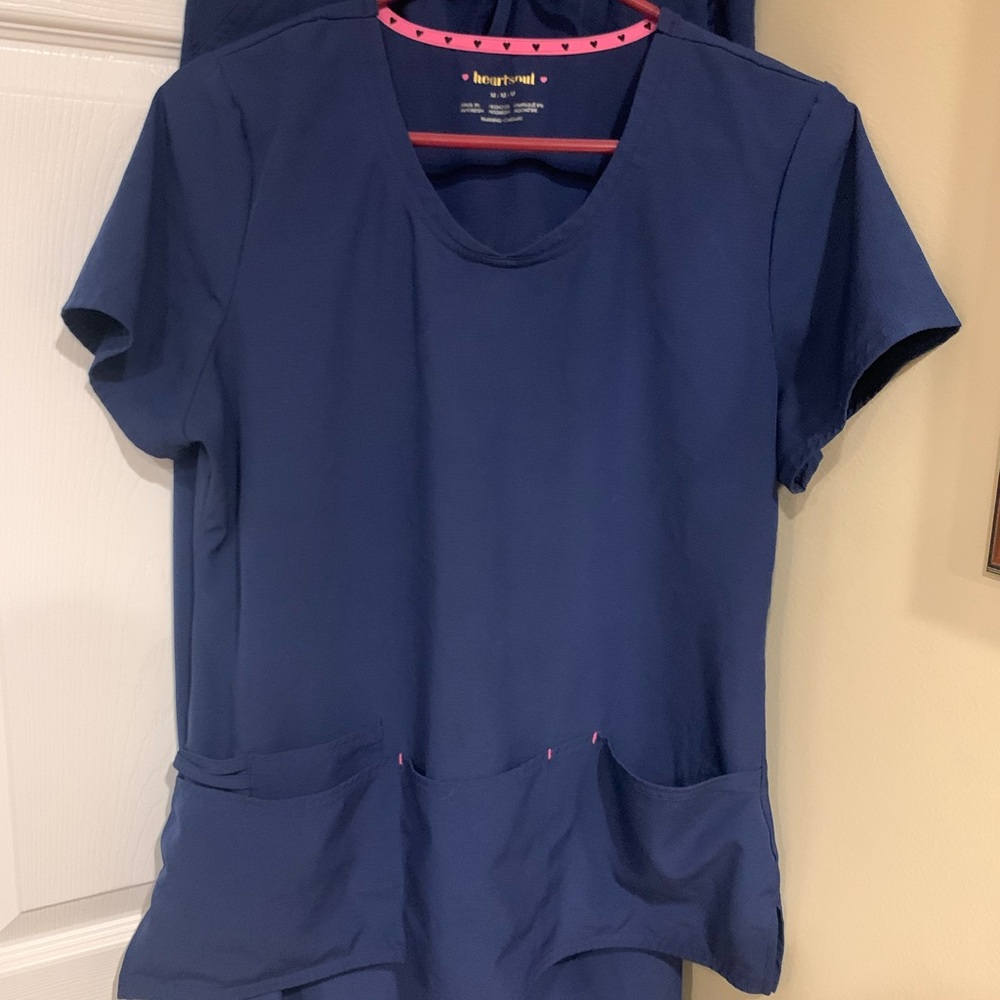 Heartsoul and koi scrub pants and tops lot